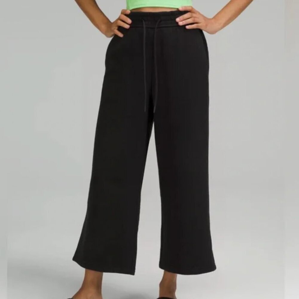 Lululemon Loungeful High-Rise Wide-Leg Cropped Sweatpants Black
